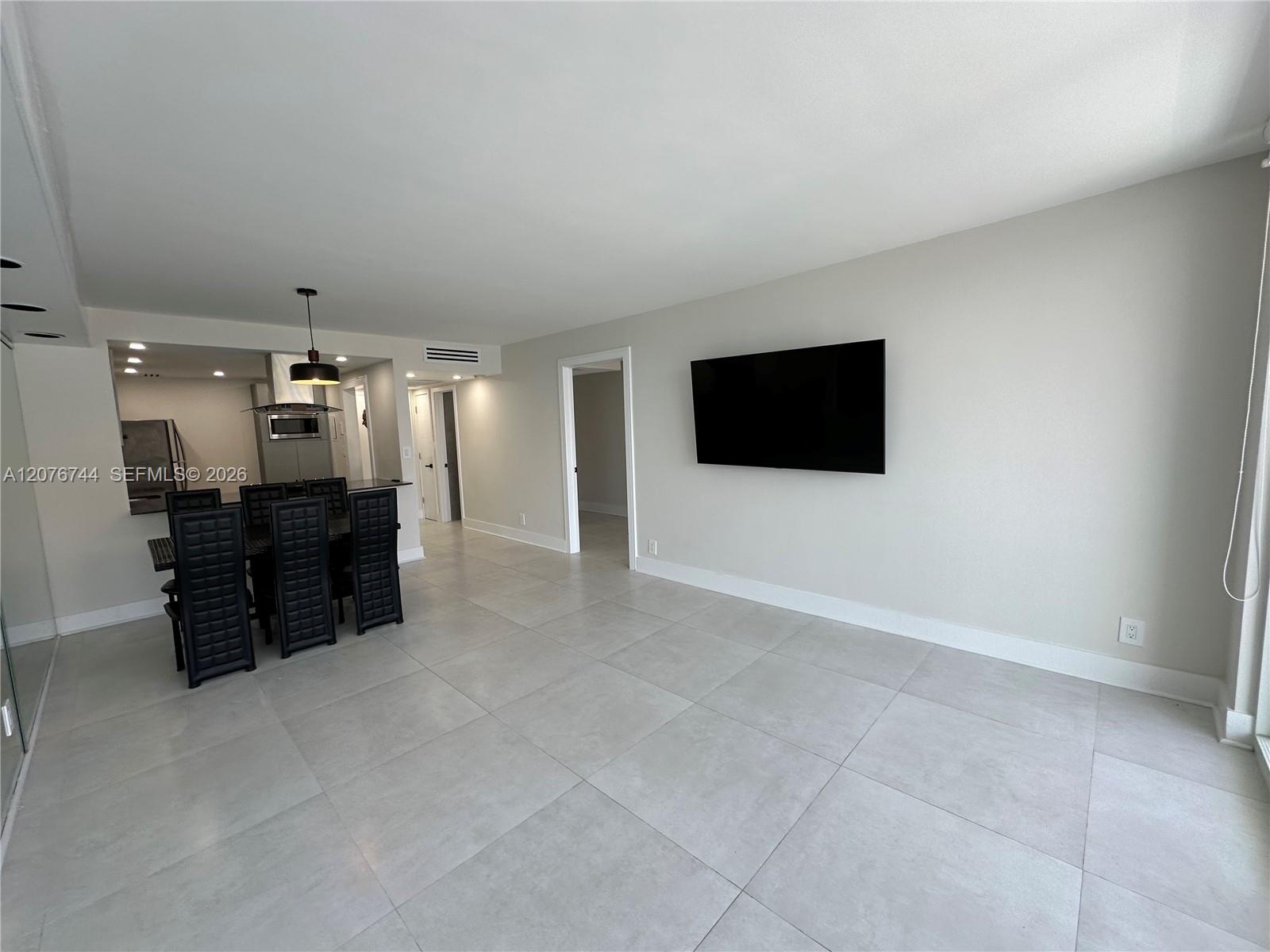 2030 S Ocean Drive 1611 Property Photo 9
