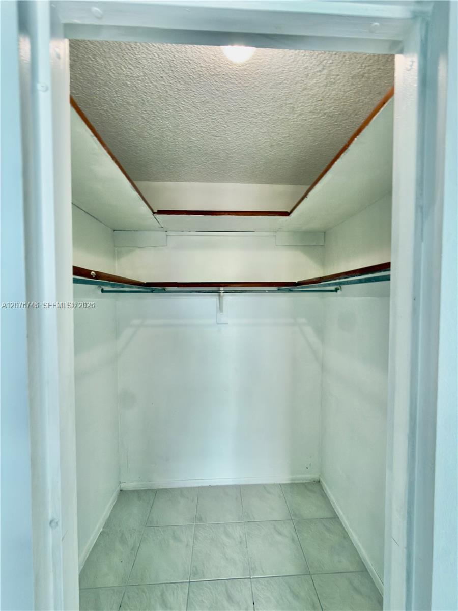 17560 Atlantic Boulevard 503 Property Photo 13