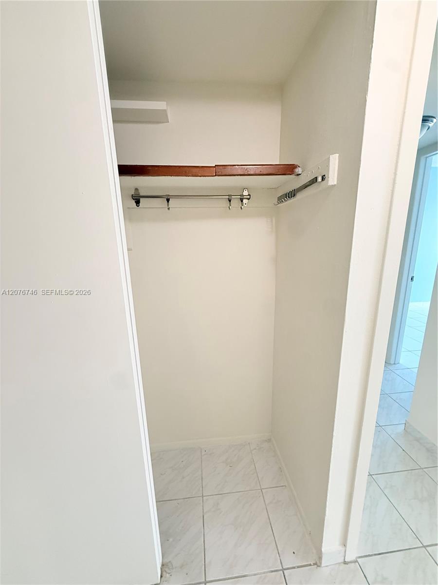 17560 Atlantic Boulevard 503 Property Photo 14