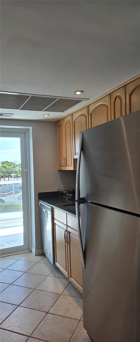 A12076748 Property Photo 4