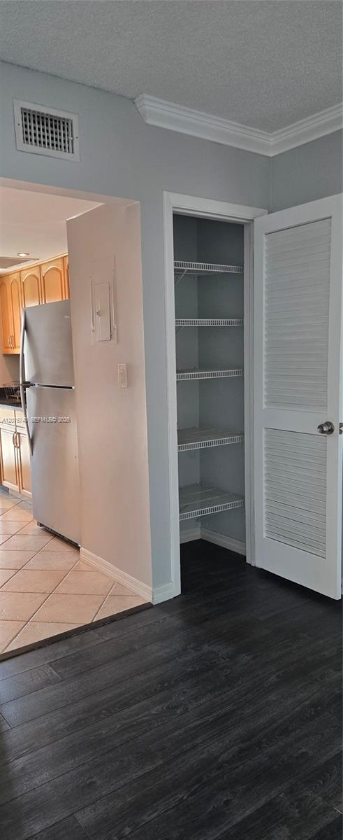 A12076748 Property Photo 7