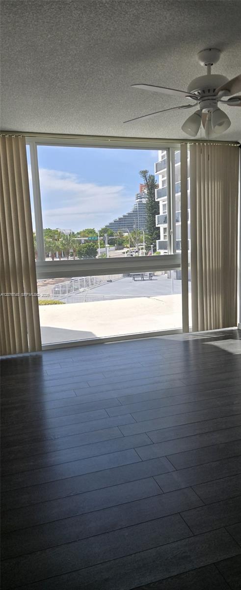A12076748 Property Photo 15