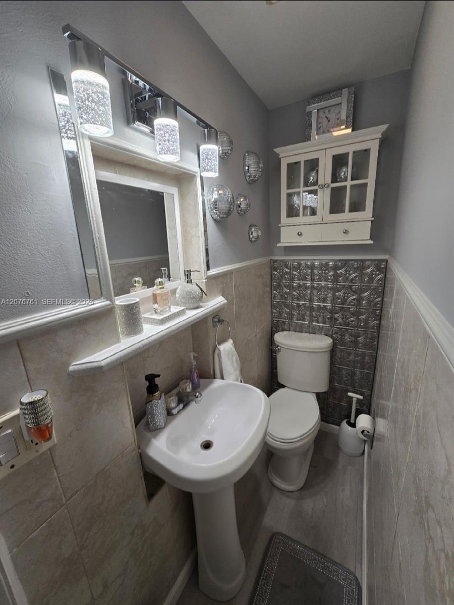15610 Ne 6th Avenue 30c Property Photo 16