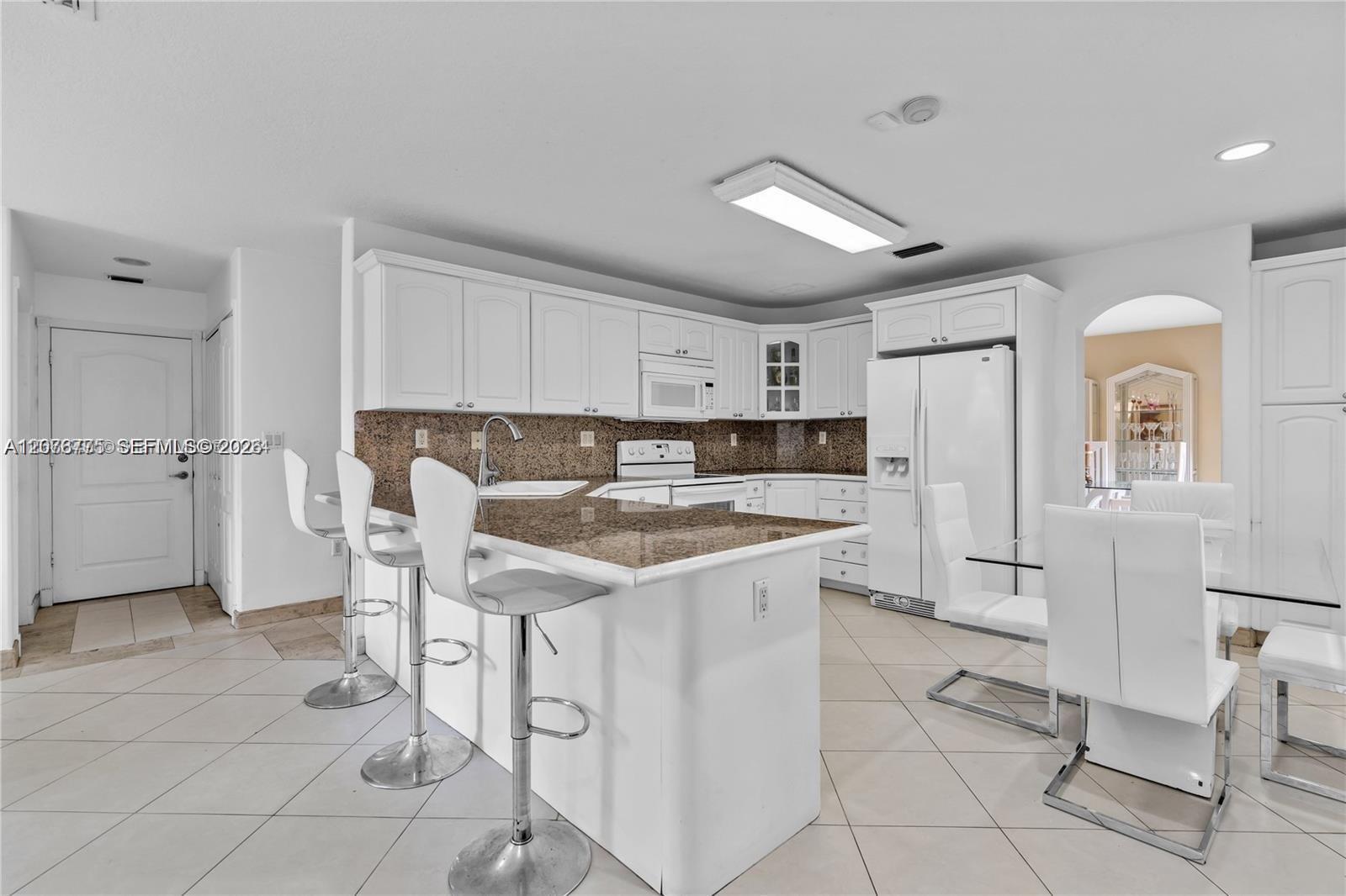 13904 Sw 18th Terrace Property Photo 11