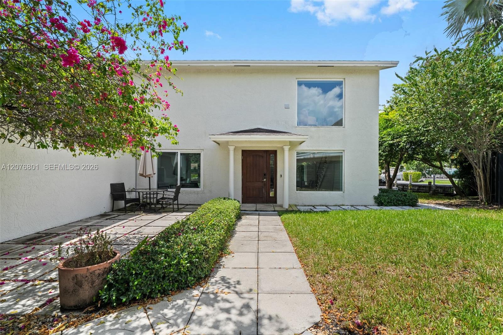 1617 Sw 17th Avenue Property Photo 2