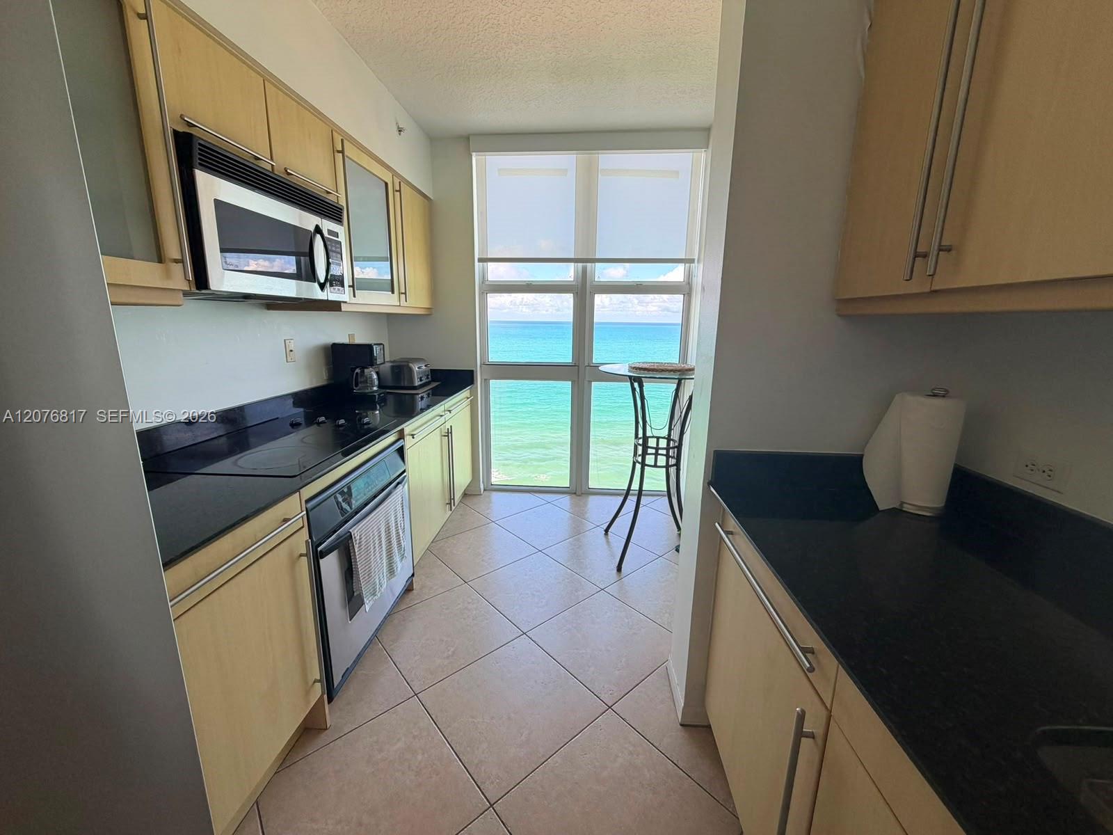 A12076817 Property Photo 14