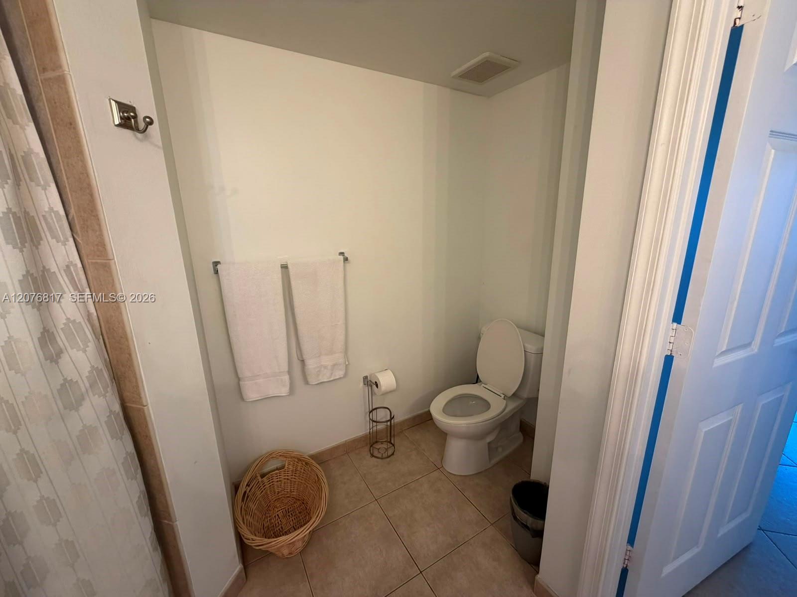 A12076817 Property Photo 19