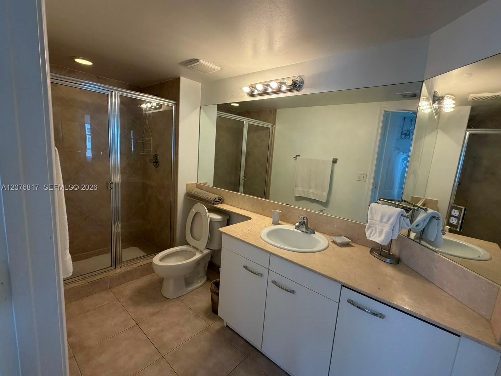 A12076817 Property Photo 21