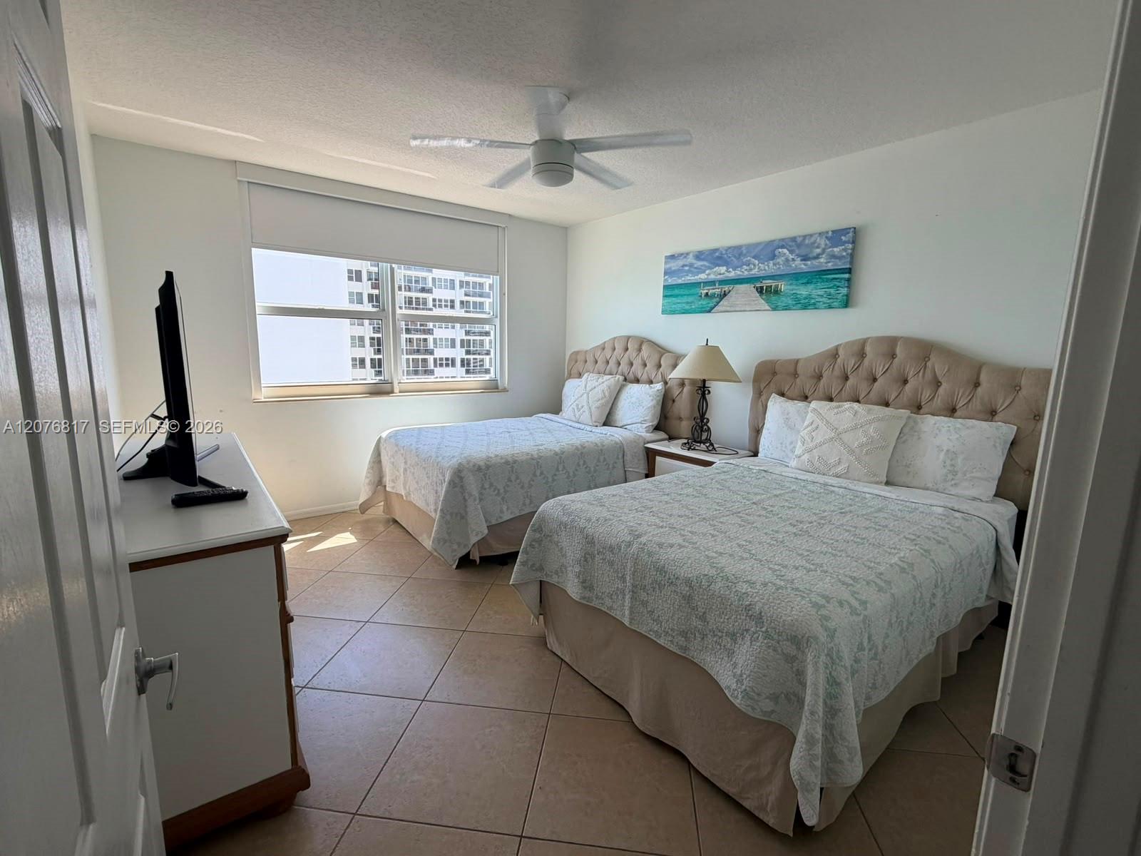 A12076817 Property Photo 23