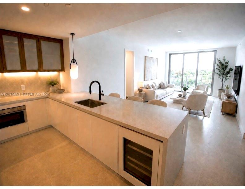 2200 Brickell Avenue 410