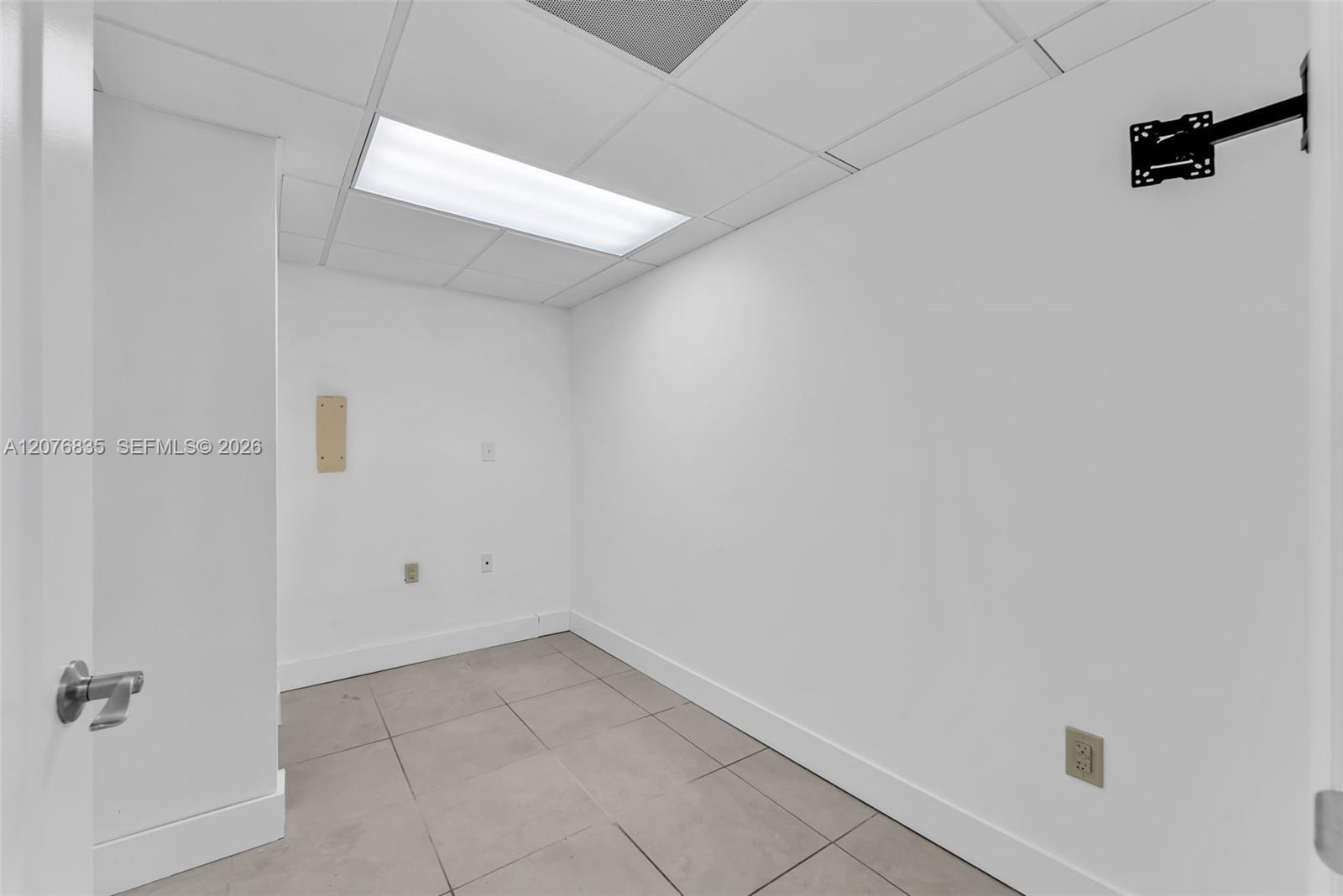 3934 Sw 8th Street 301 Property Photo 12