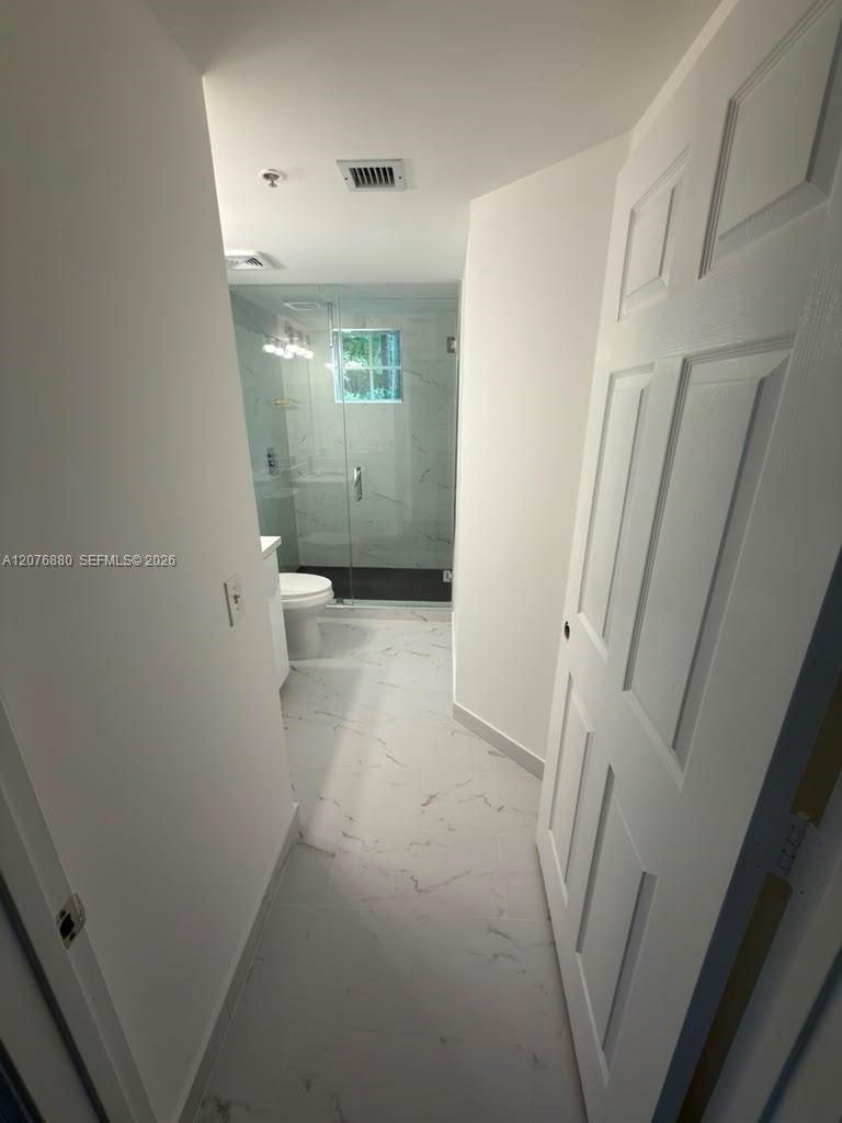 17145 N Bay Road 4202 Property Photo 9