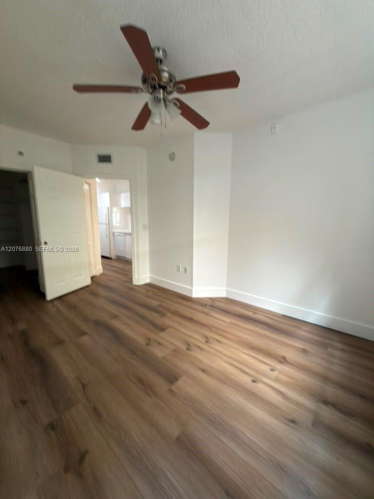 17145 N Bay Road 4202 Property Photo 15