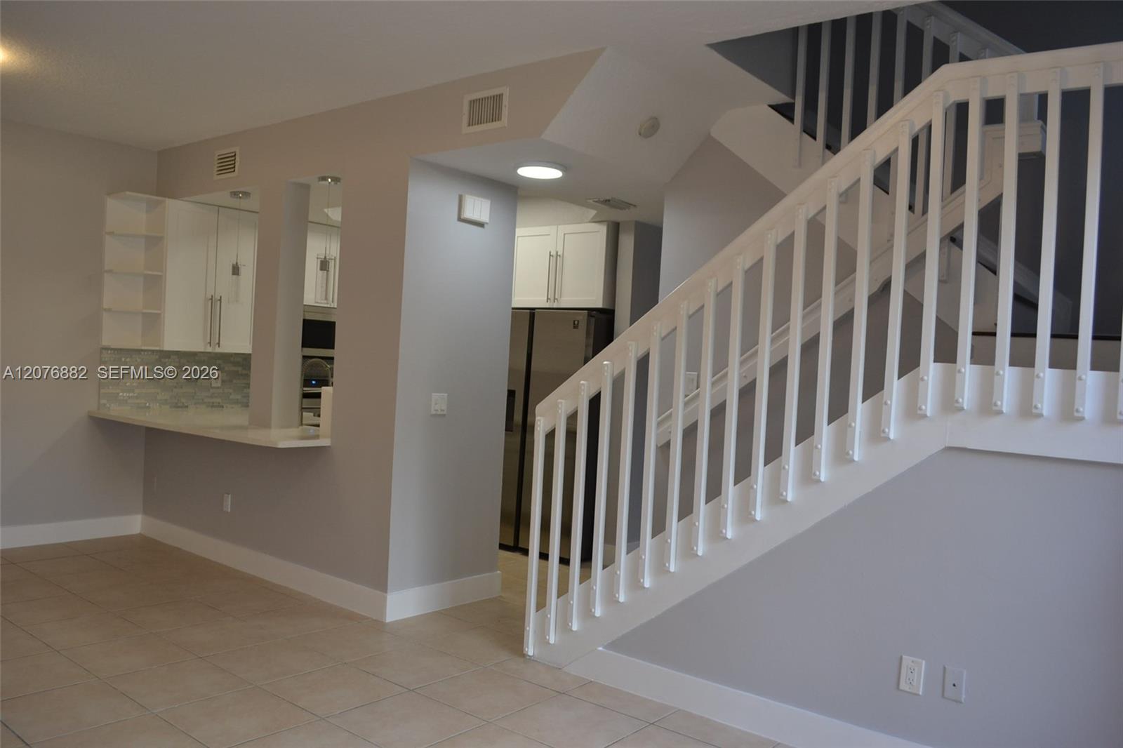 A12076882 Property Photo 3