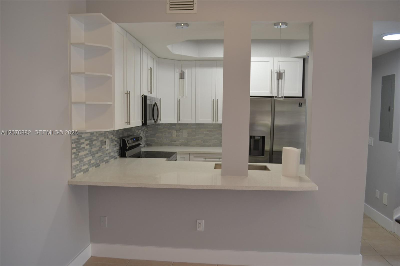 A12076882 Property Photo 4
