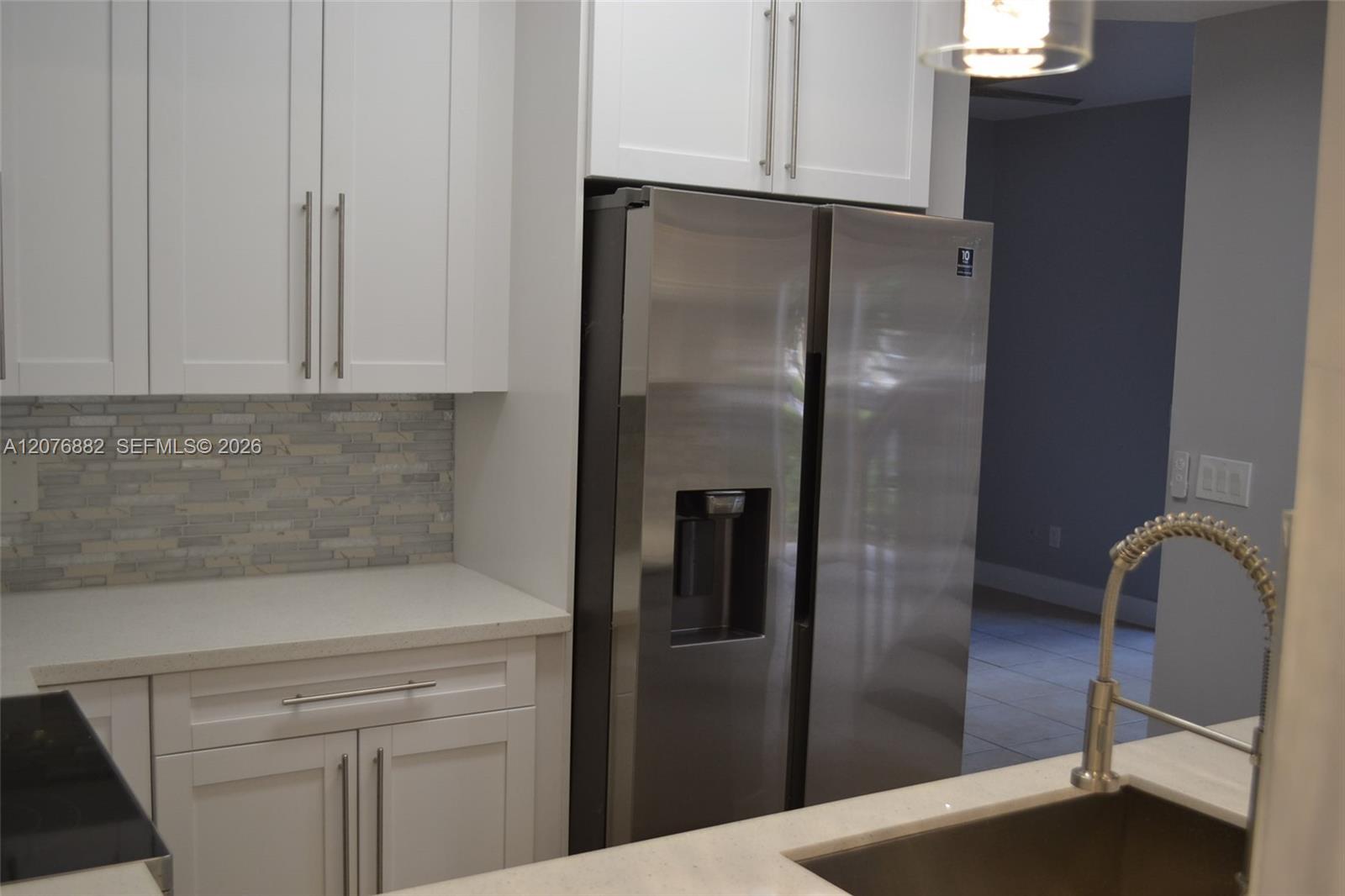 A12076882 Property Photo 6