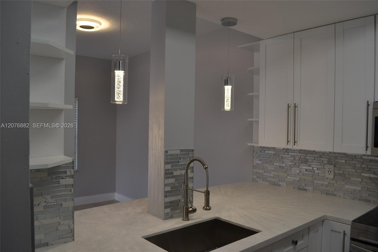 A12076882 Property Photo 8