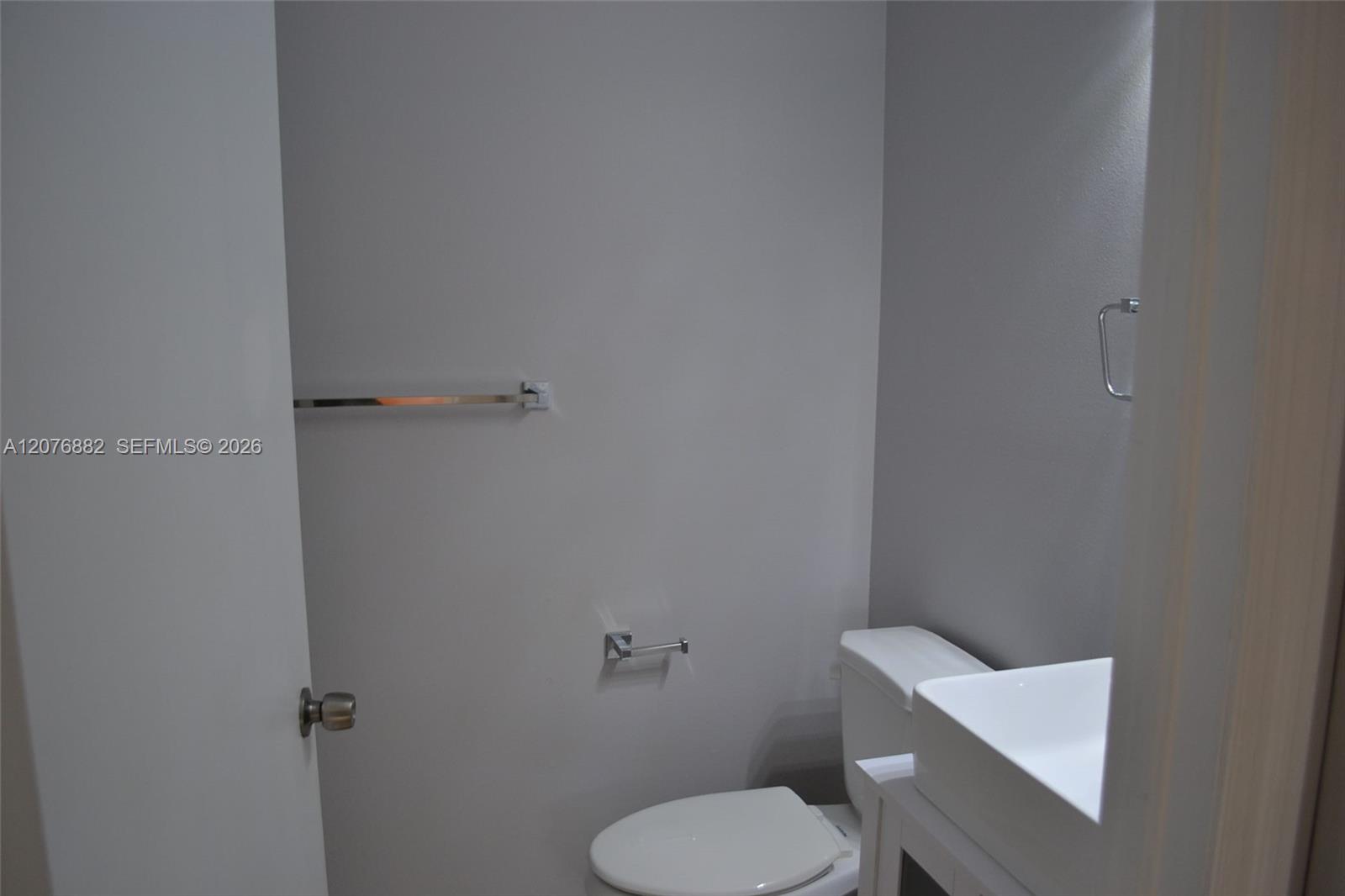 A12076882 Property Photo 9