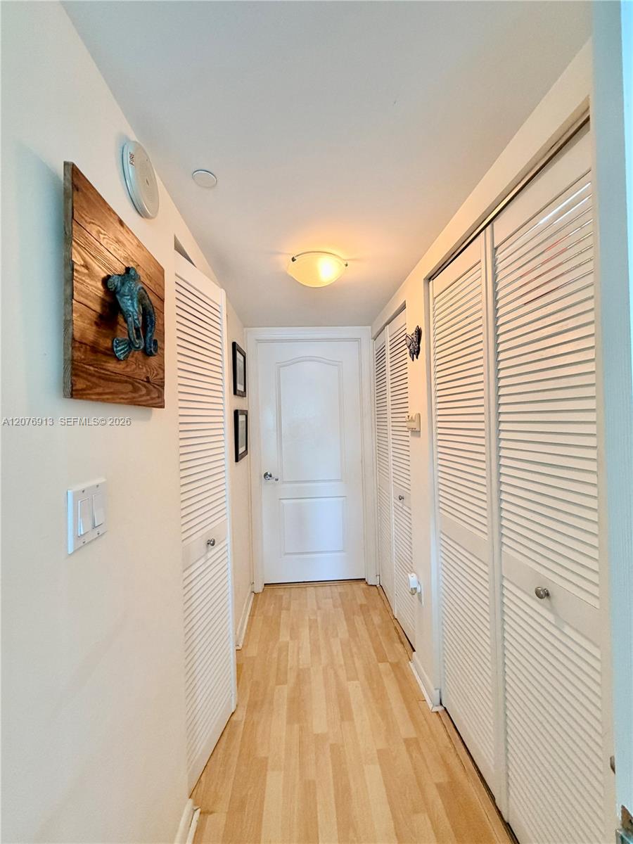 2101 Brickell Avenue 1805 Property Photo 21
