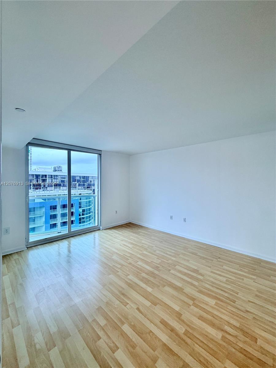 2101 Brickell Avenue 1805 Property Photo 23