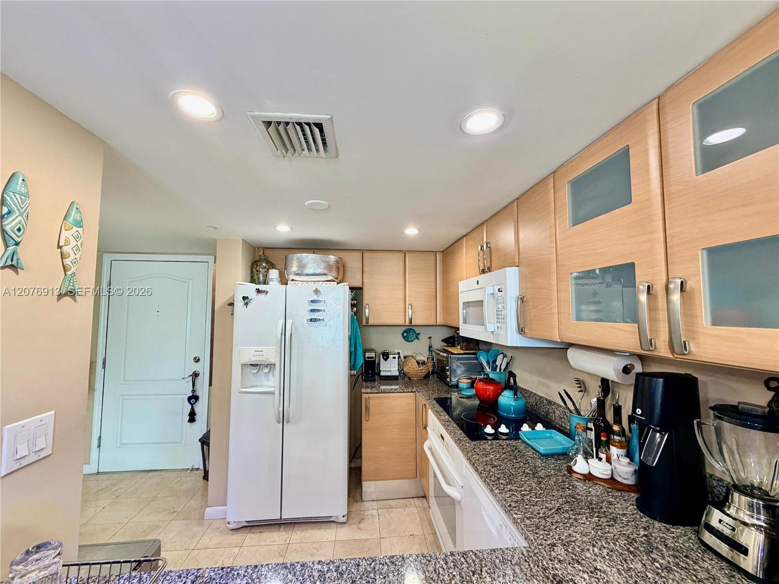 2101 Brickell Avenue 1805 Property Photo 24