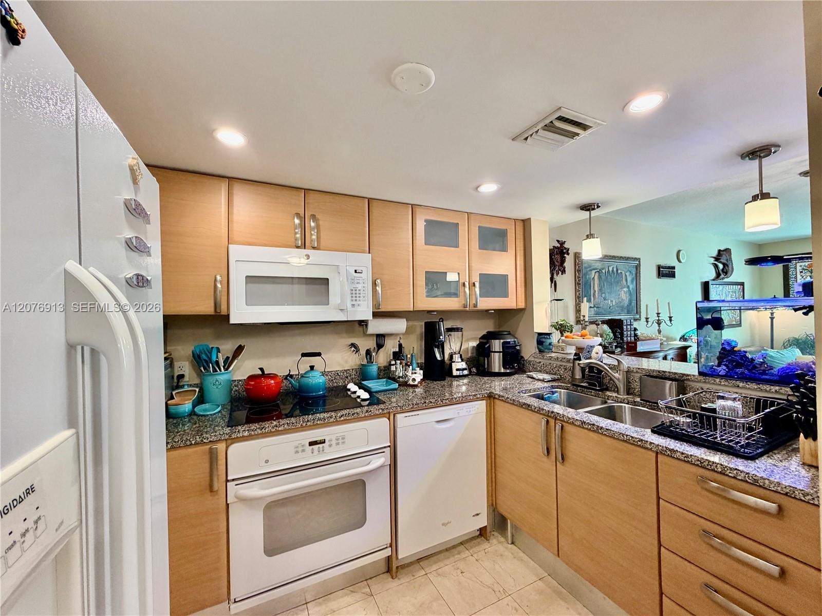 2101 Brickell Avenue 1805 Property Photo 26