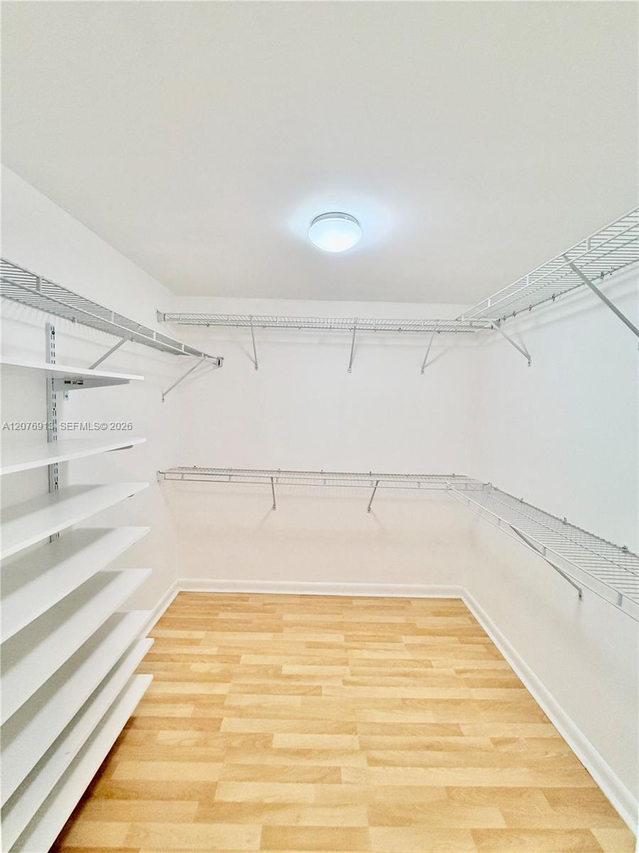 2101 Brickell Avenue 1805 Property Photo 28