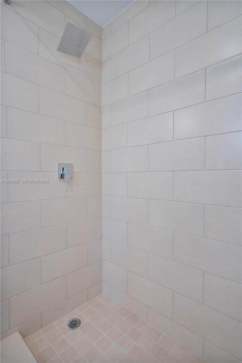 490 Ne 141st 490 Property Photo 14