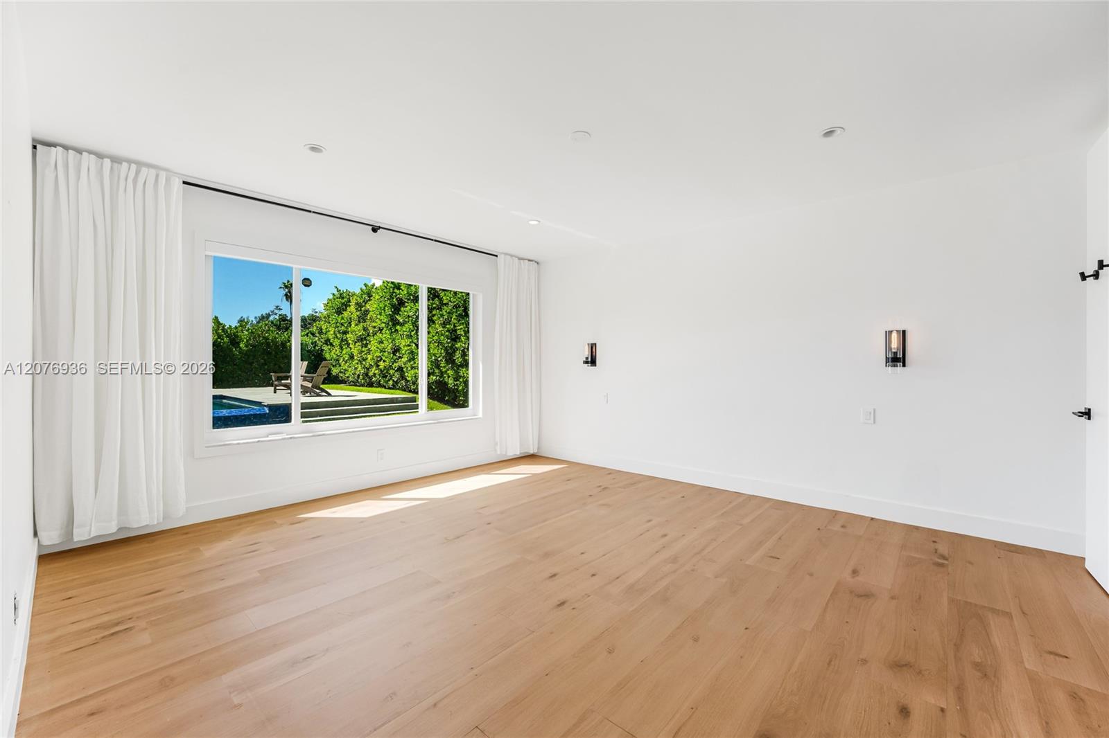 740 S Shore Drive Property Photo 35