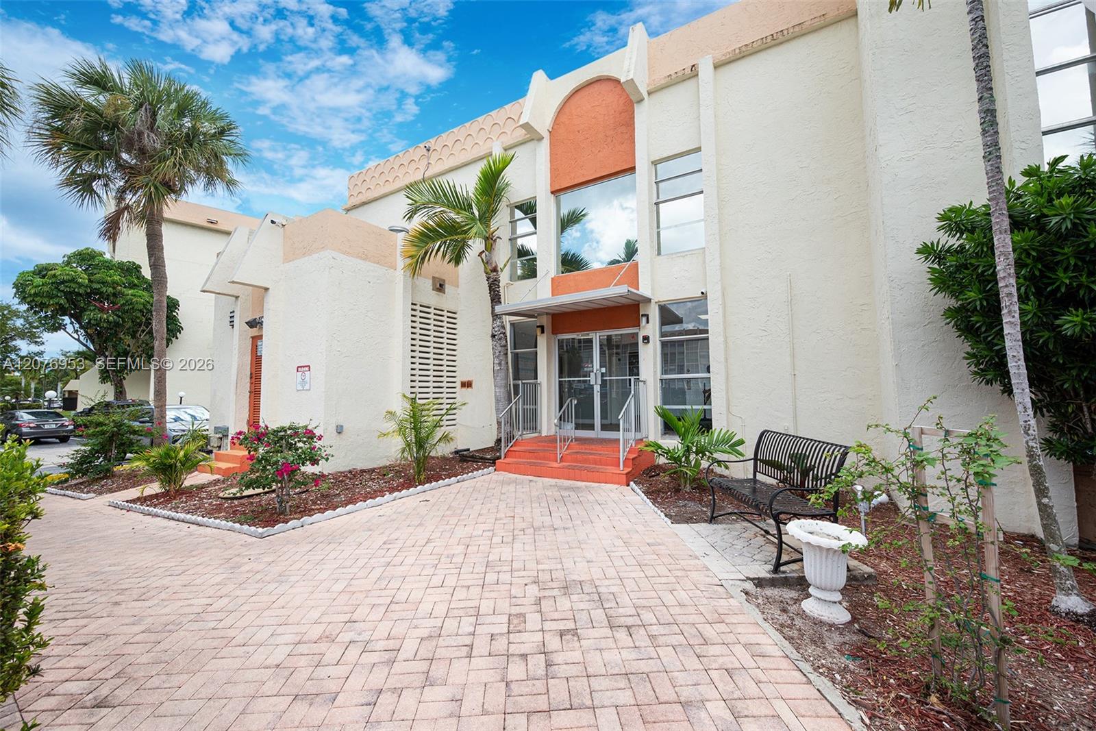 A12076953 Property Photo 8