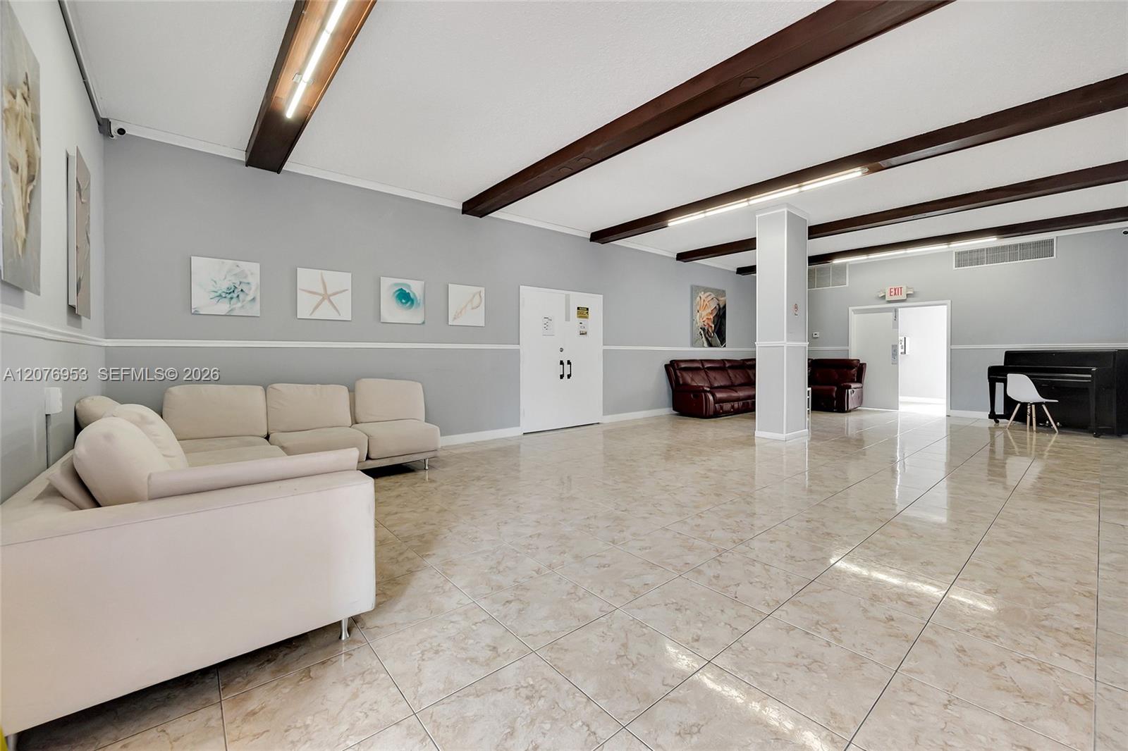 A12076953 Property Photo 20