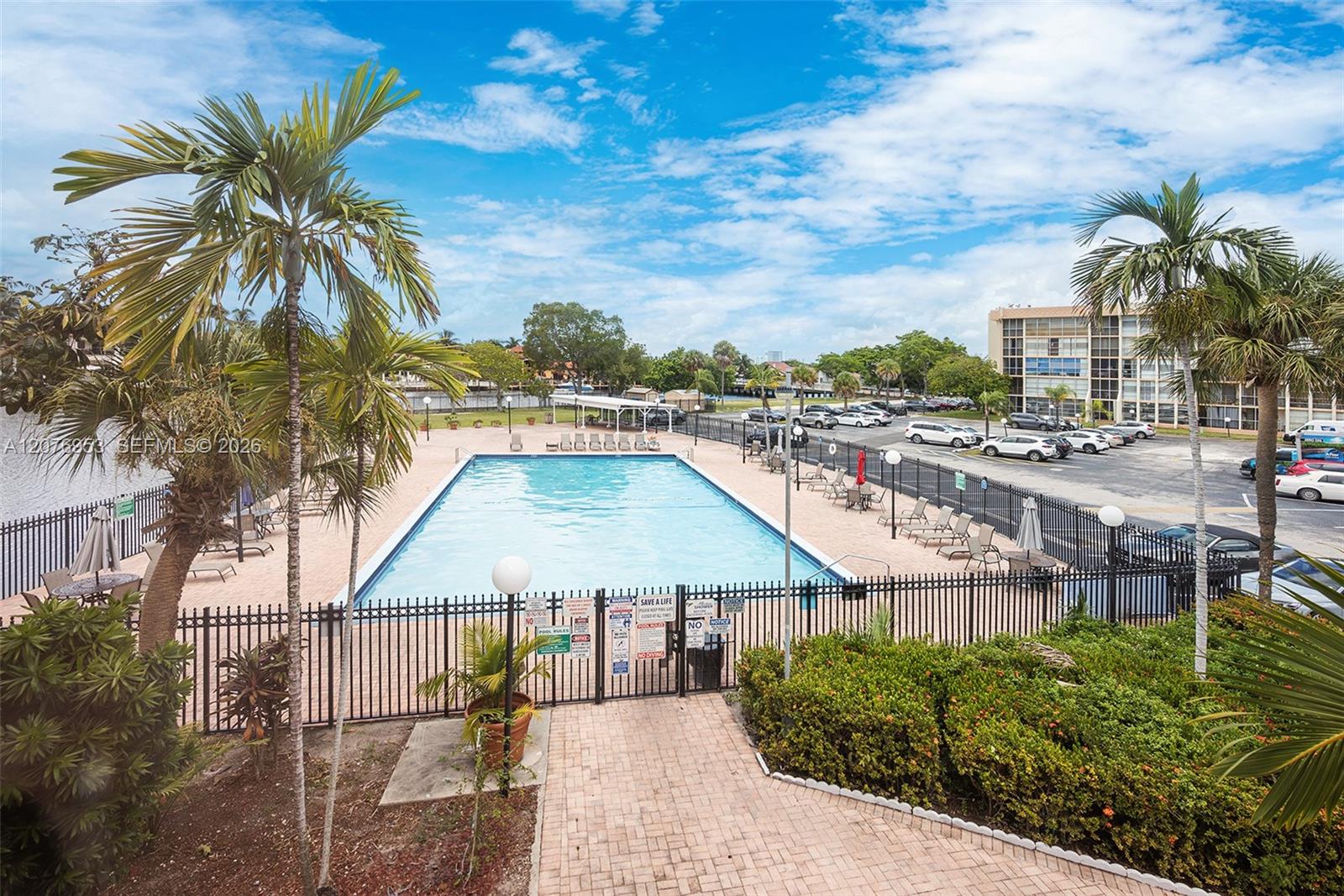 A12076953 Property Photo 22