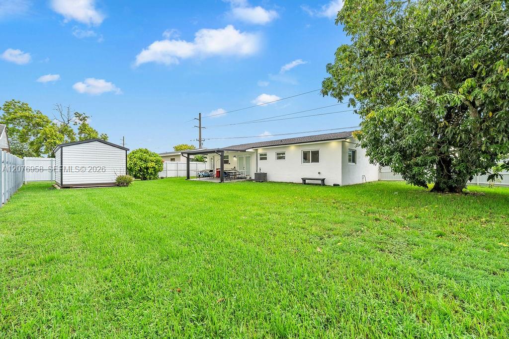 20400 Nw 38th Court Property Photo 2