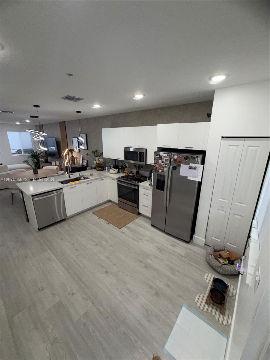 10300 Nw 66th Street Property Photo 7