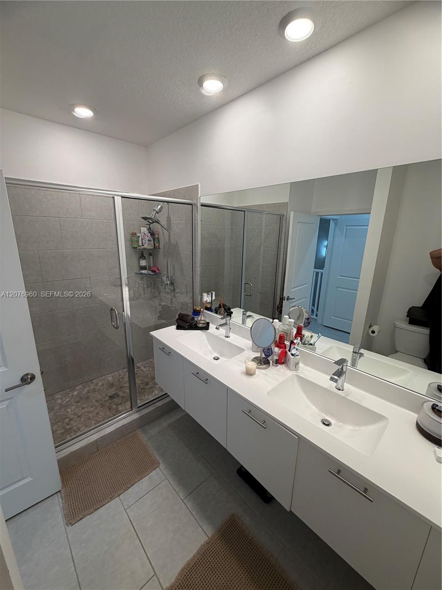 10300 Nw 66th Street Property Photo 35