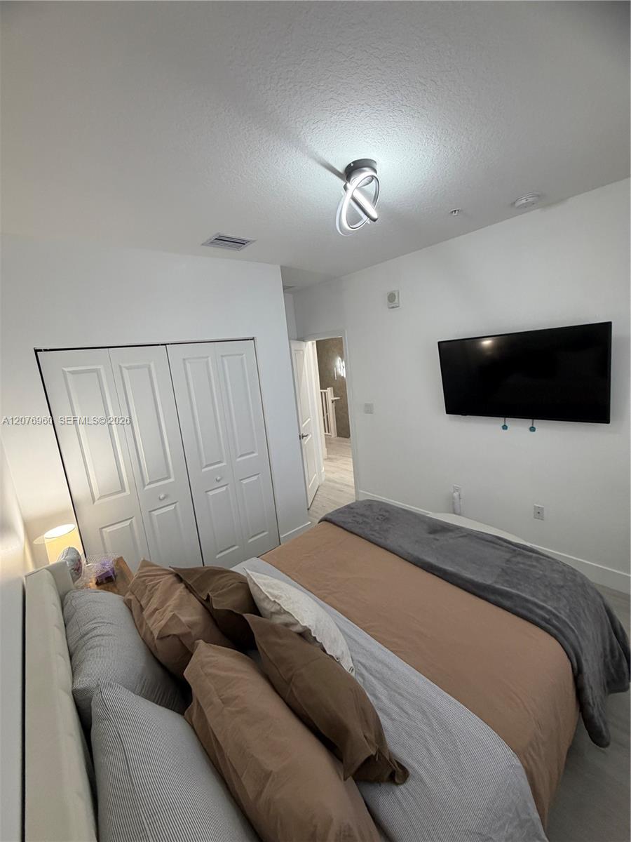 10300 Nw 66th Street Property Photo 48