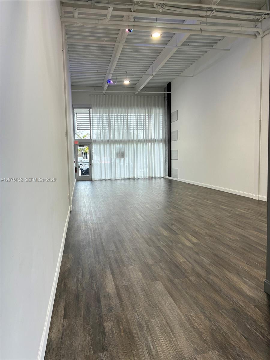 A12076962 Property Photo 10