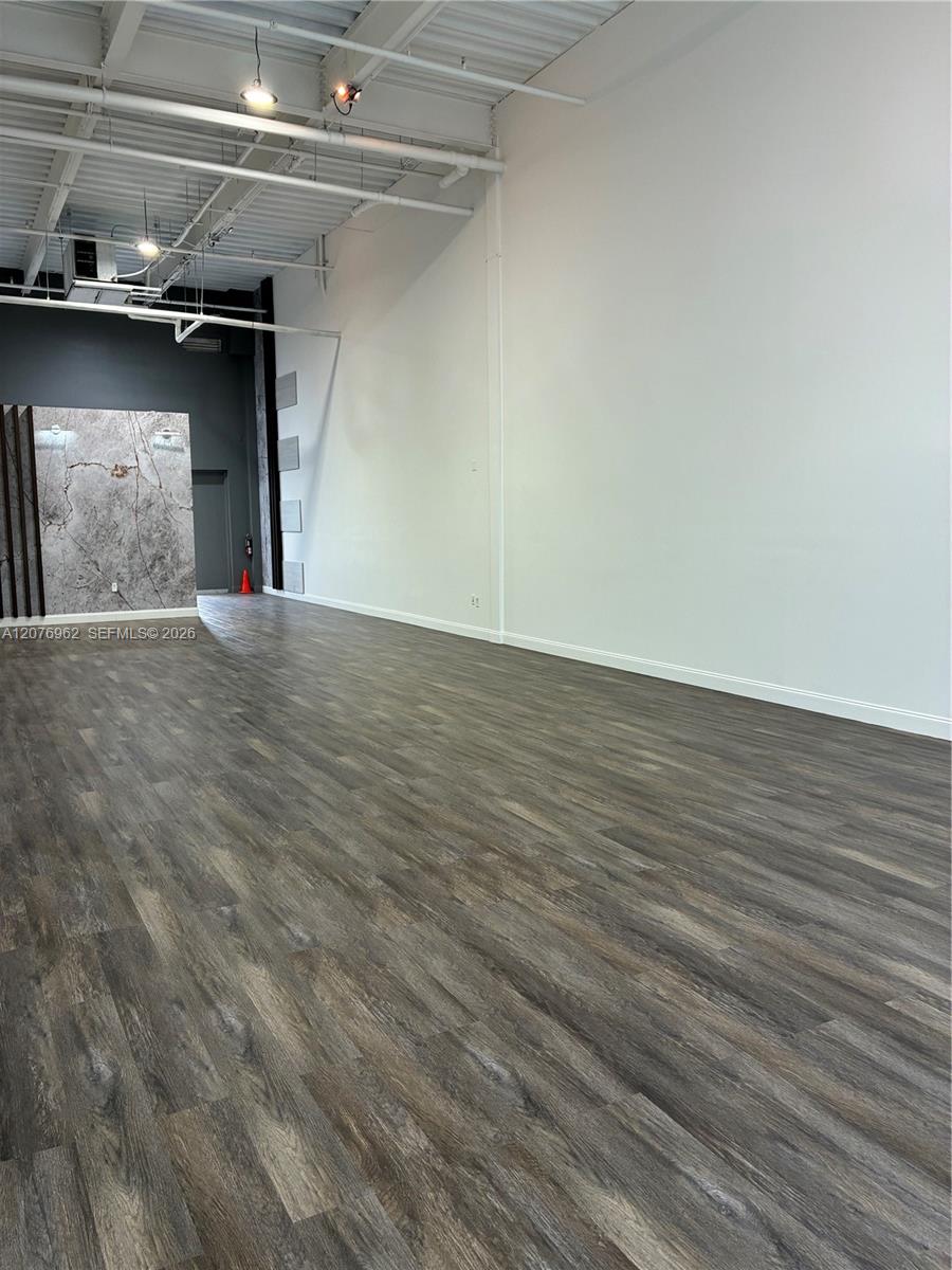 A12076962 Property Photo 21