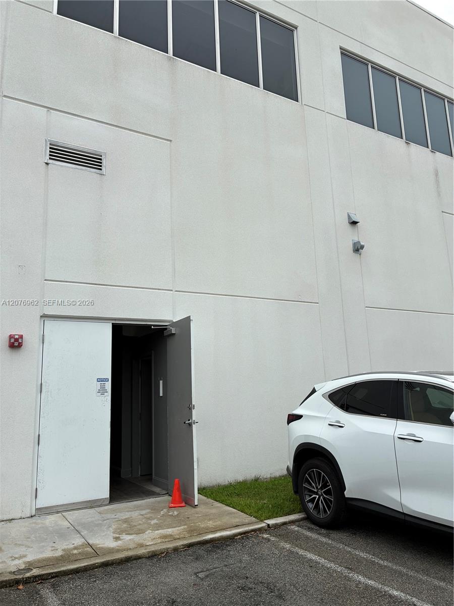 A12076962 Property Photo 24