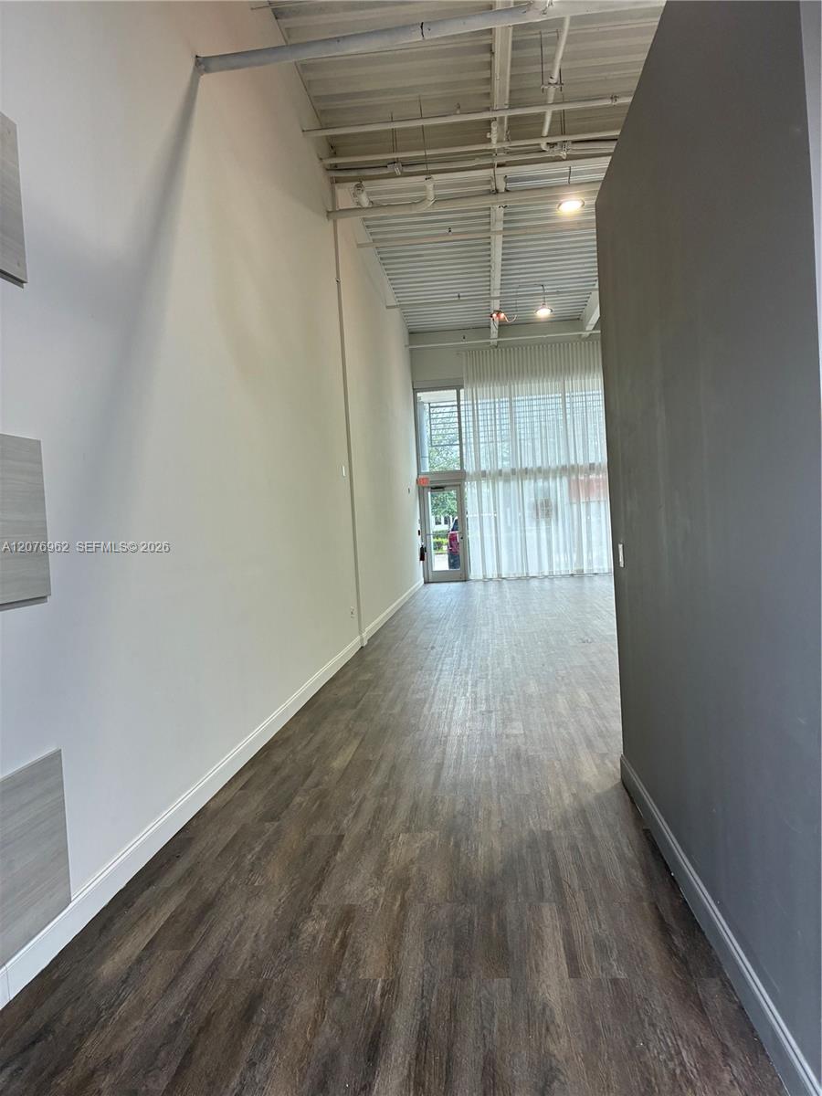 A12076962 Property Photo 27
