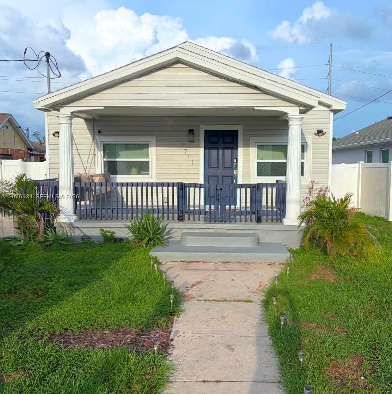 2711 N 33 Street Property Photo 1