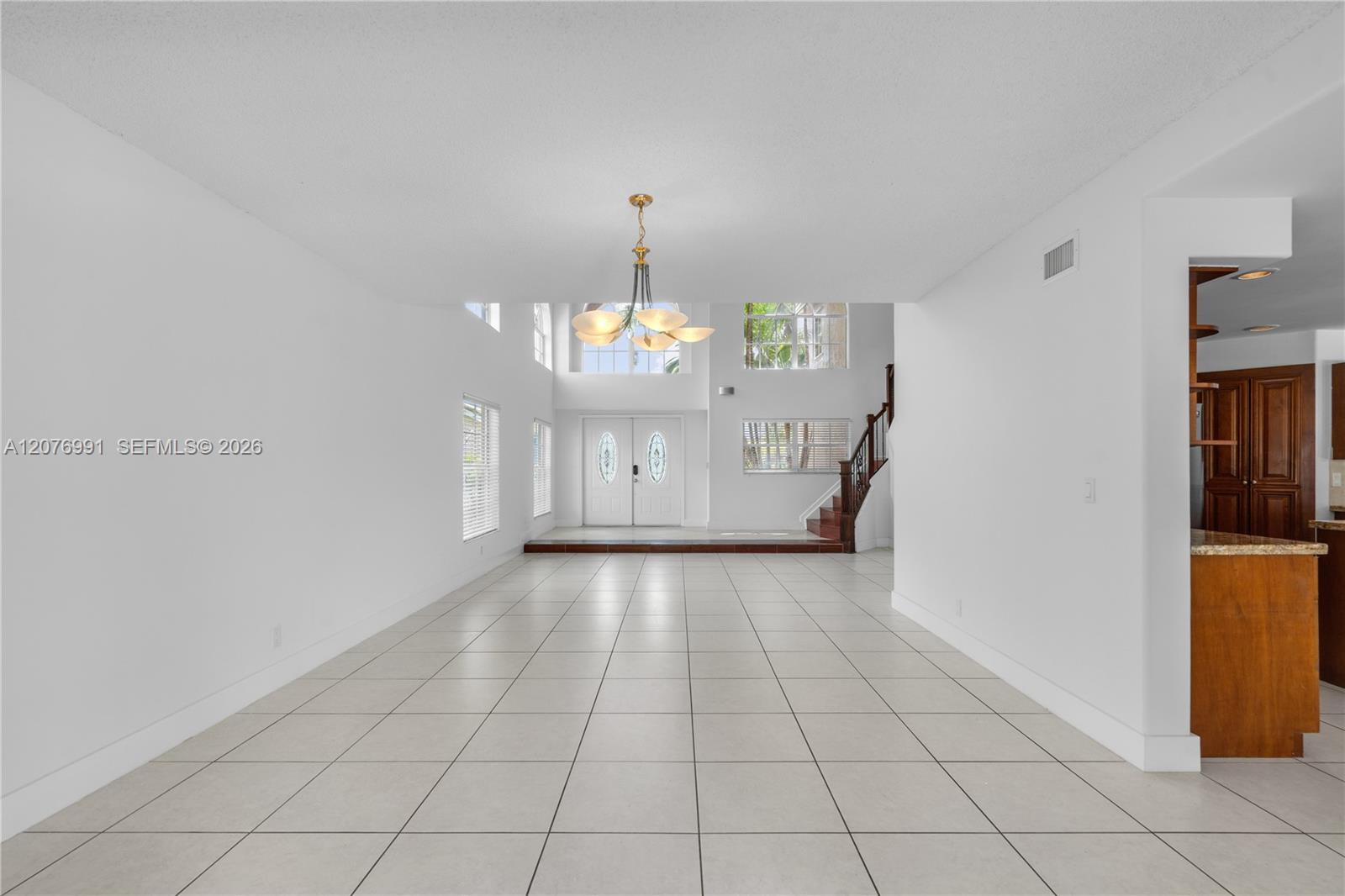 950 Nw 197th Terrace Property Photo 11