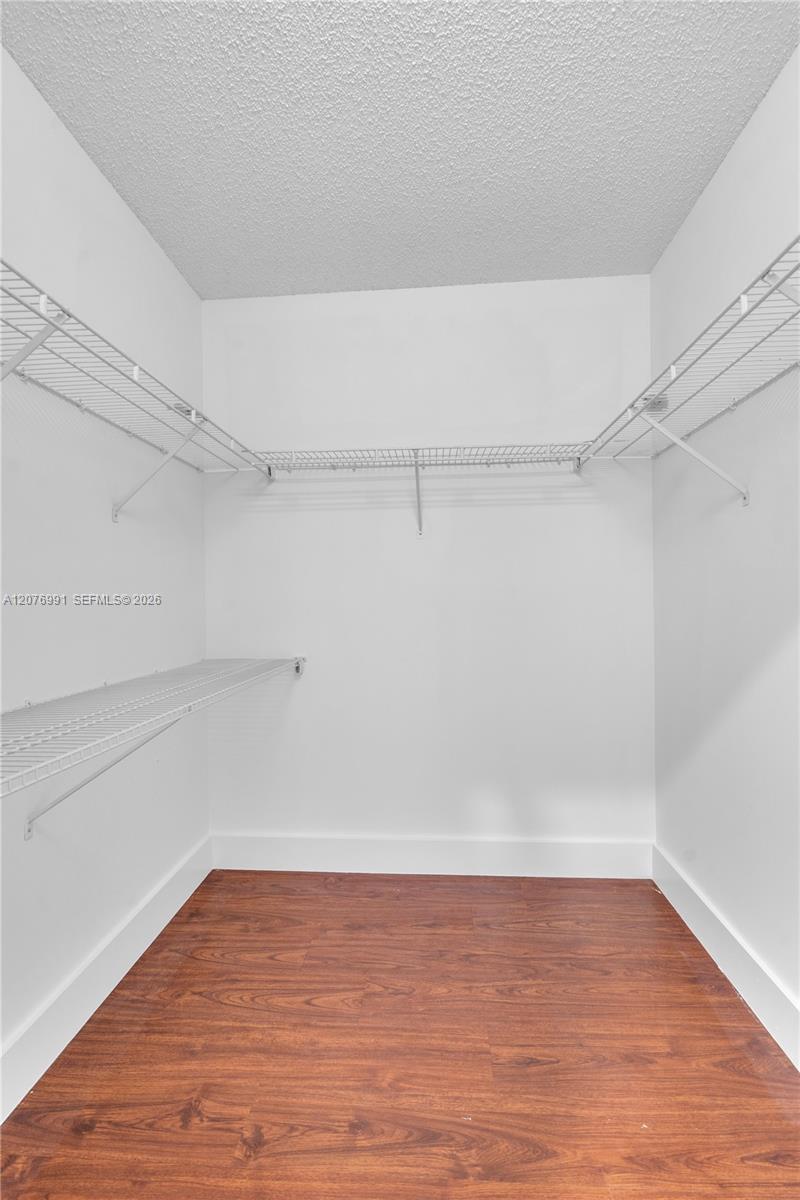 950 Nw 197th Terrace Property Photo 33