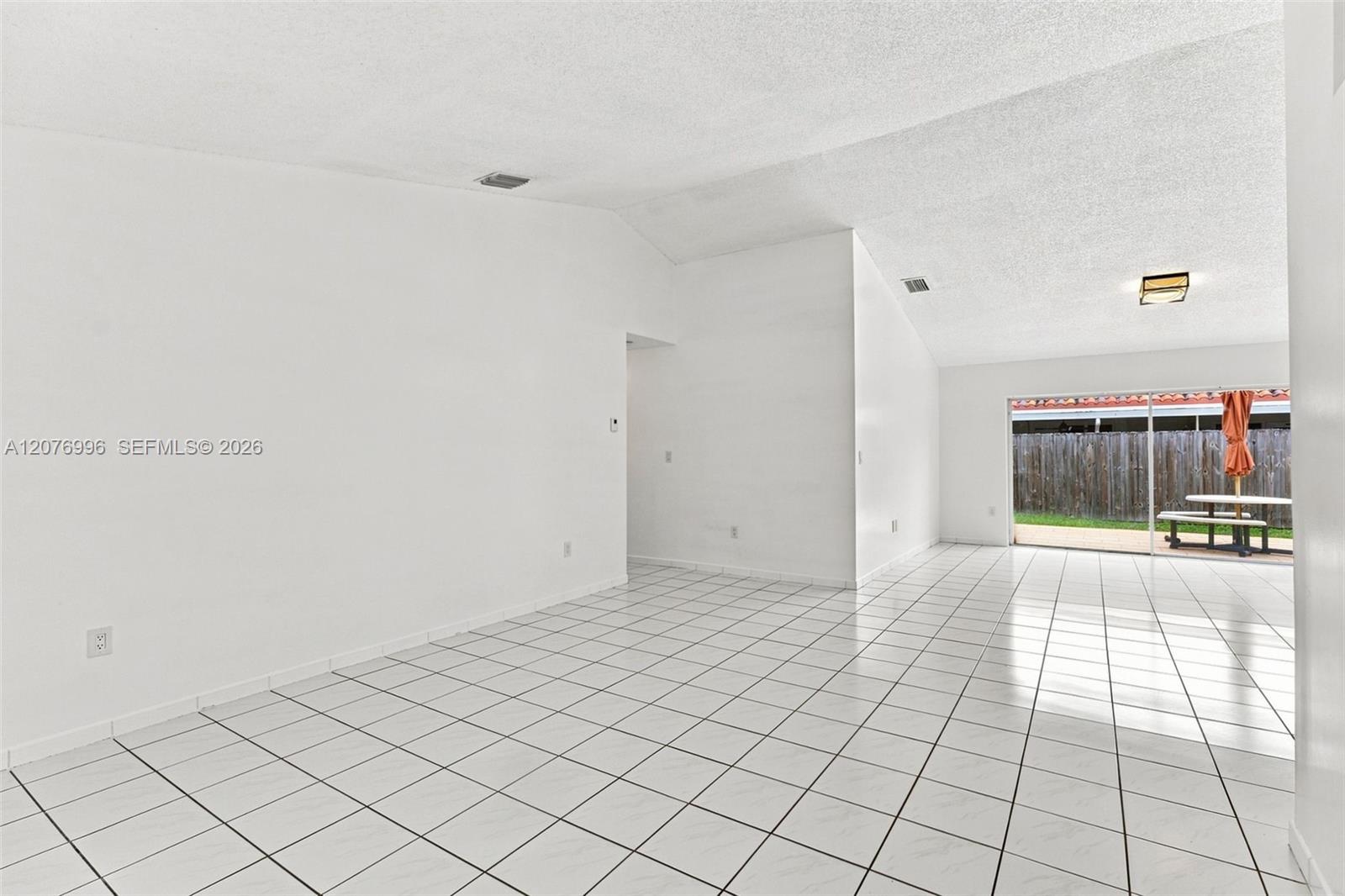19181 Nw 89th Avenue 1 Property Photo 7