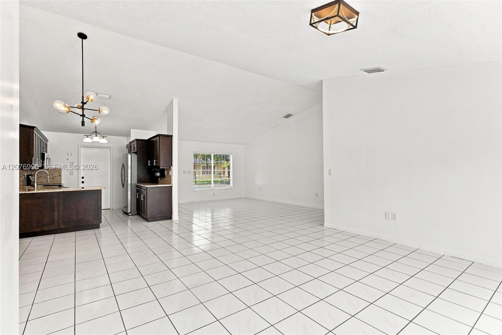 19181 Nw 89th Avenue 1 Property Photo 10