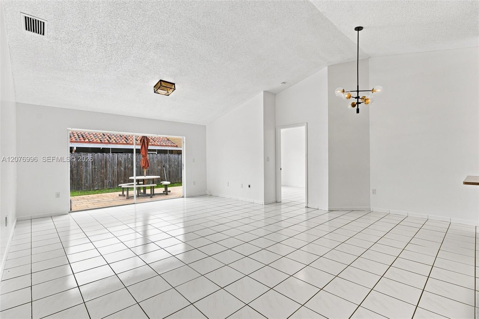 19181 Nw 89th Avenue 1 Property Photo 16
