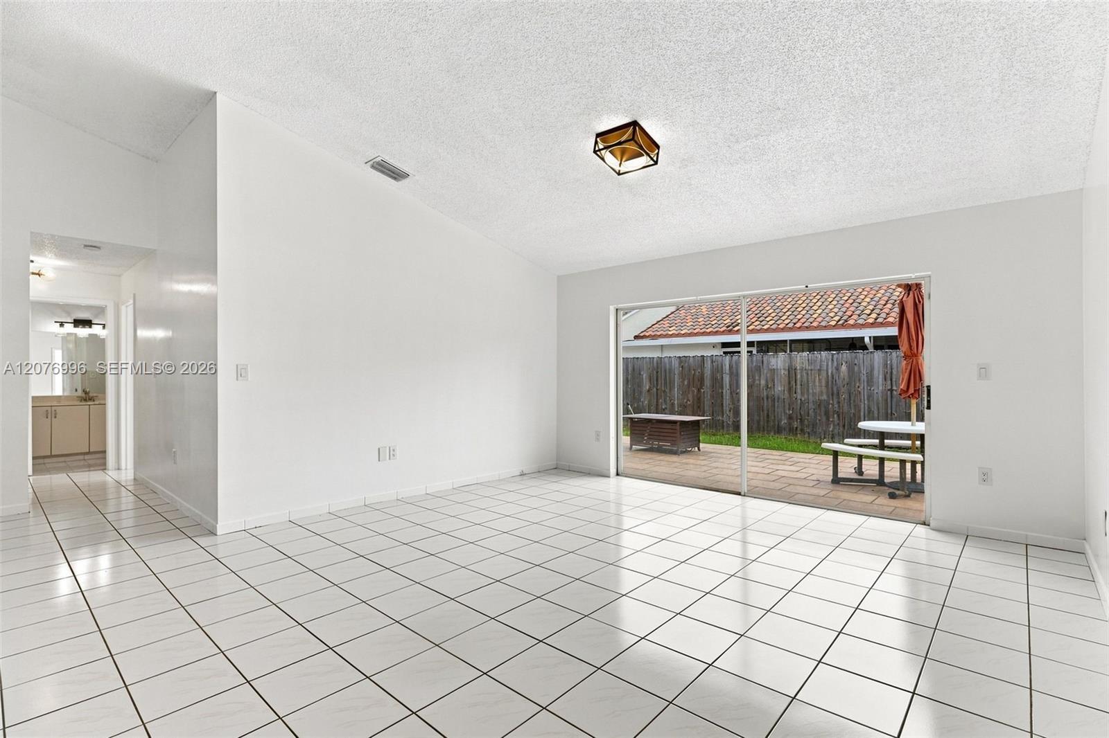19181 Nw 89th Avenue 1 Property Photo 17