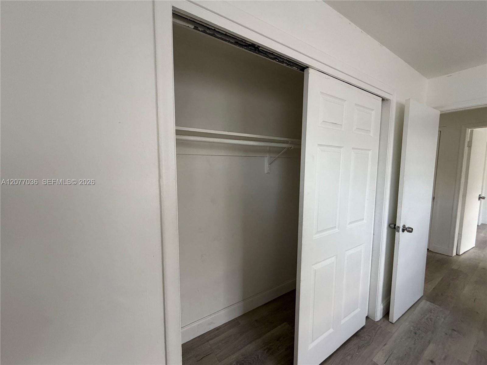 1245 W 35th Street 2 Property Photo 6