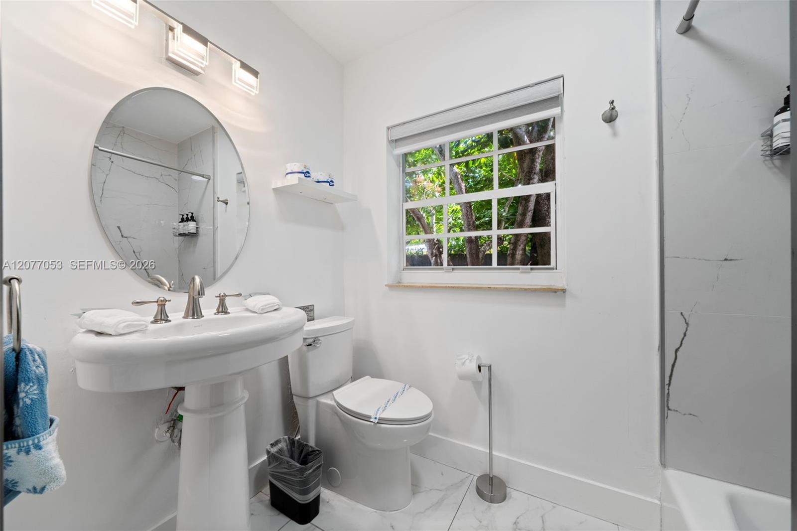 1308 Seabreeze Boulevard Property Photo 12