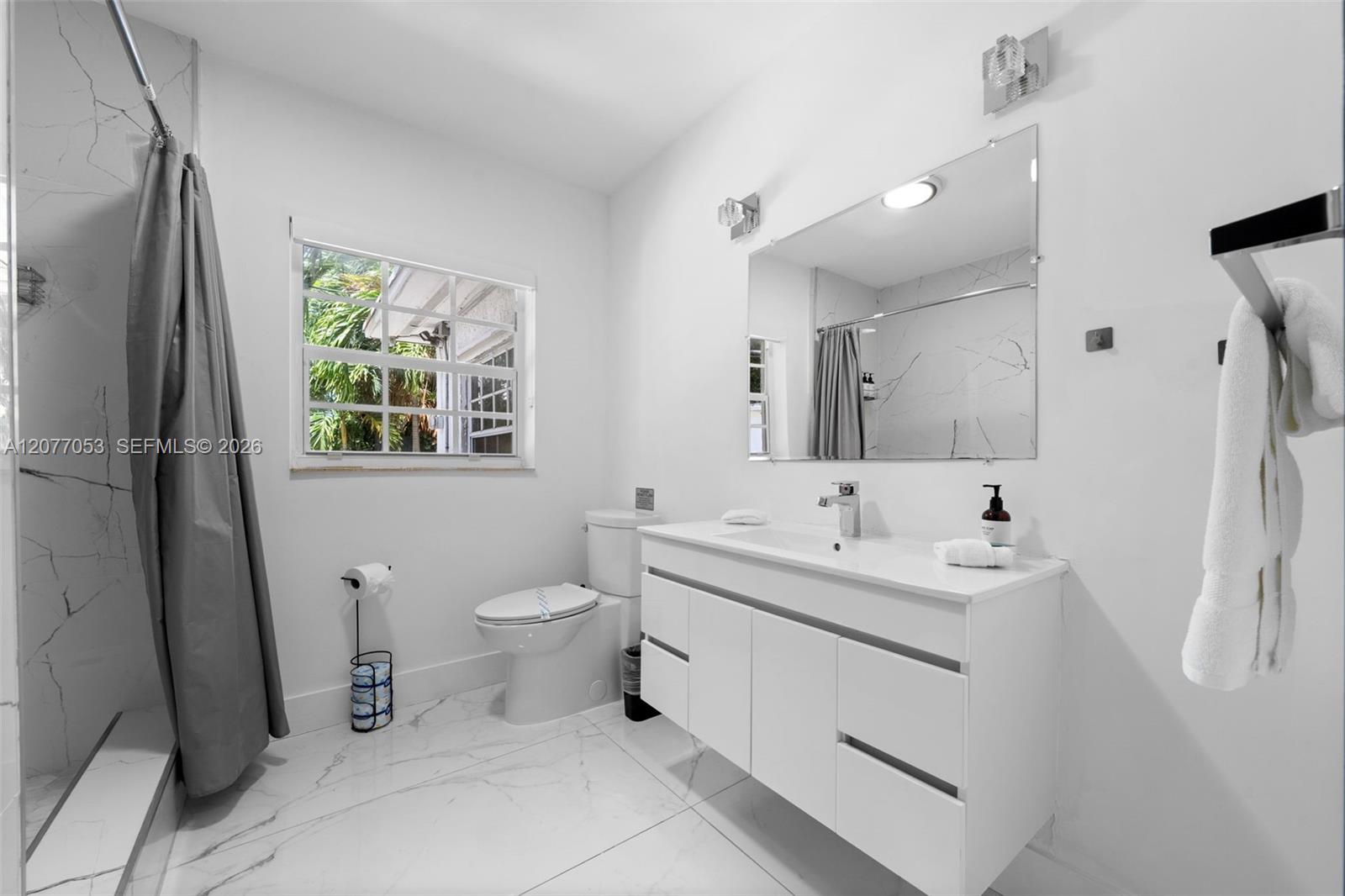 1308 Seabreeze Boulevard Property Photo 19